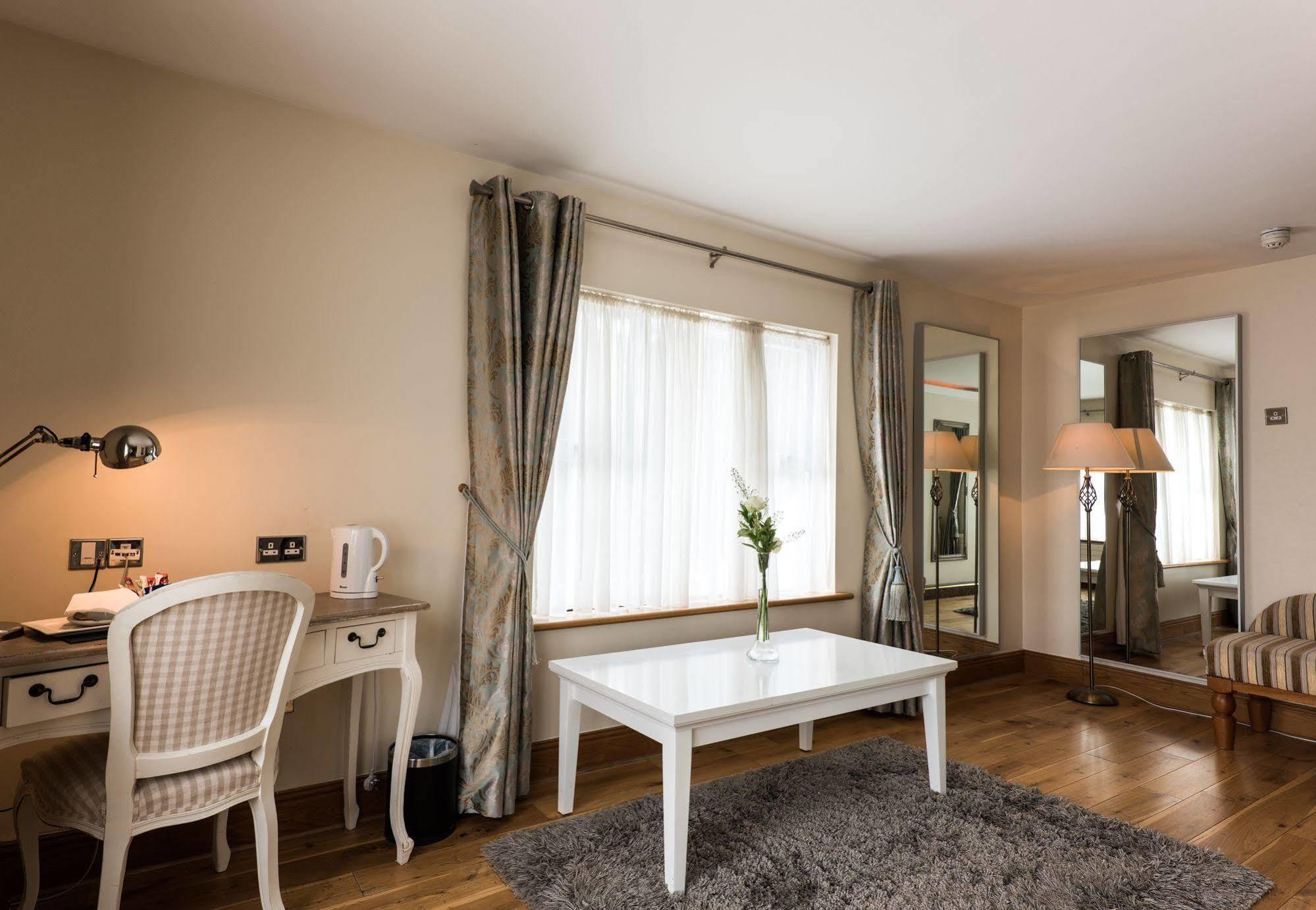 Springfield Hotel Лейкслип Экстерьер фото